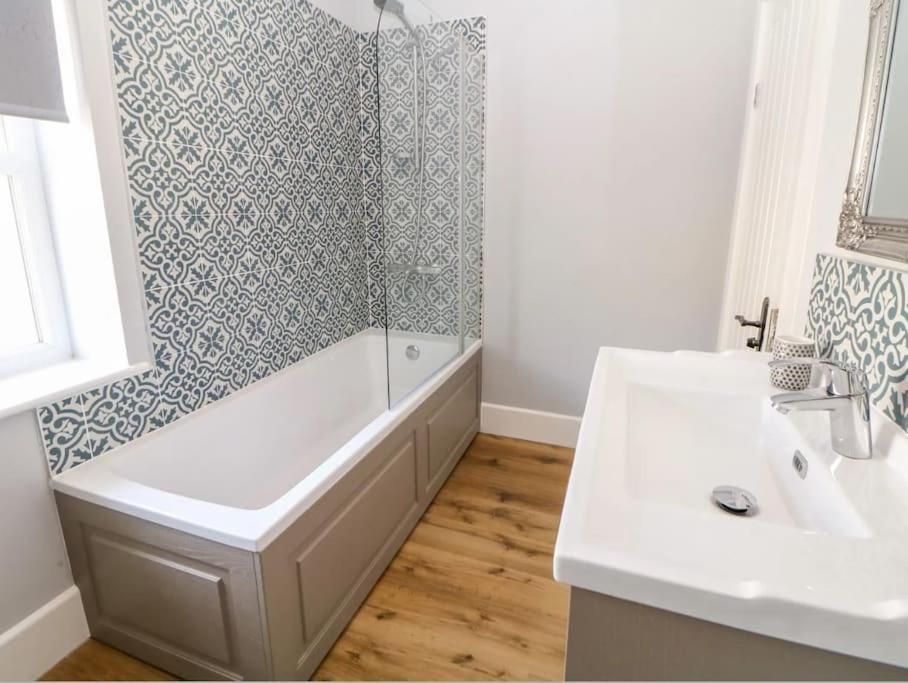 Babbling Brook Cottage Stony Middleton Luaran gambar