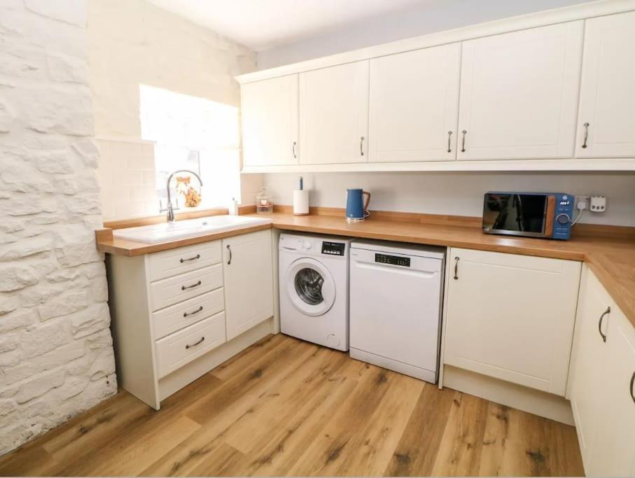 Babbling Brook Cottage Stony Middleton Luaran gambar